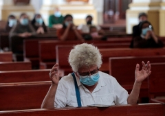 Régimen de Ortega asfixia a la iglesia católica prohibiendo nuevas ordenaciones de sacerdotes