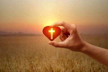 Siete enseñanzas falsas sobre Jesús y la salvación