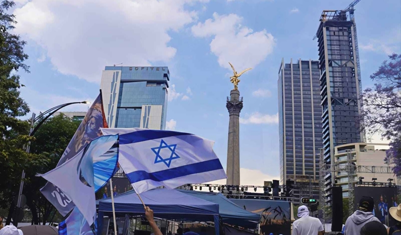 Miles participan en la “Marcha para Jesús” para proclamar fe y unidad en México
