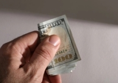 Donaciones de evangélicos se estabilizan tras años en declive, según nuevo informe