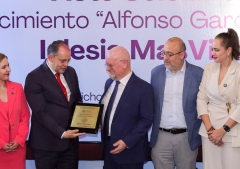 Congreso de Michoacán entrega el reconocimiento 'Alfonso García Robles' a la iglesia Más Vida