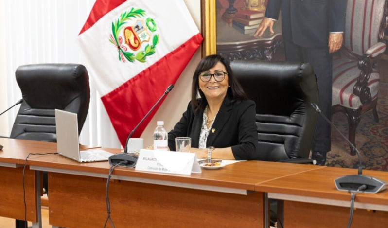 Milagros Jáuregui de Aguayo elegida Senadora en Perú, reafirma su compromiso