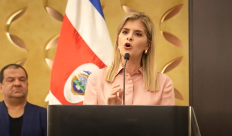 Presidente electa de Costa Rica reafirma el valor de la fe en encuentro con miembros de la Alianza Evangélica