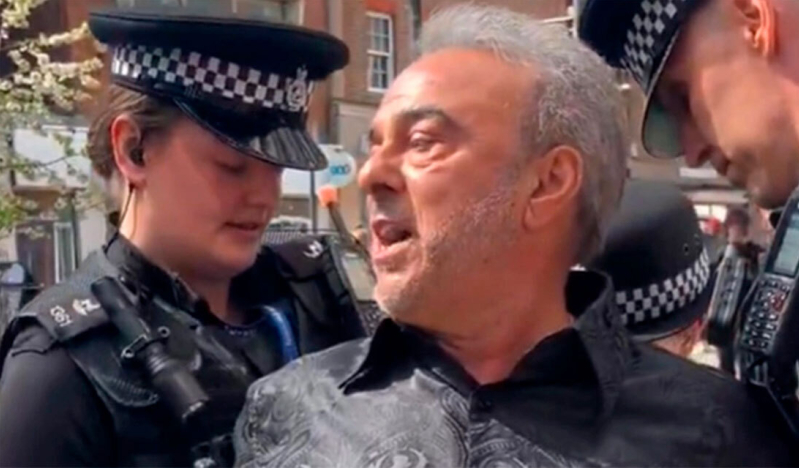 Predicador callejero arrestado en Inglaterra promete 