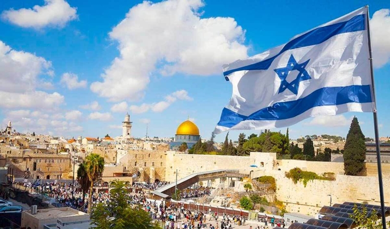 Los jóvenes están regresando a la iglesia: ¿qué creen ellos sobre Israel?