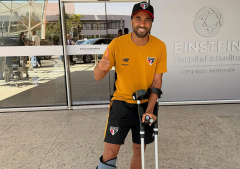 Lucas Moura canta alabanzas a Dios desde el hospital tras sufrir una grave lesión