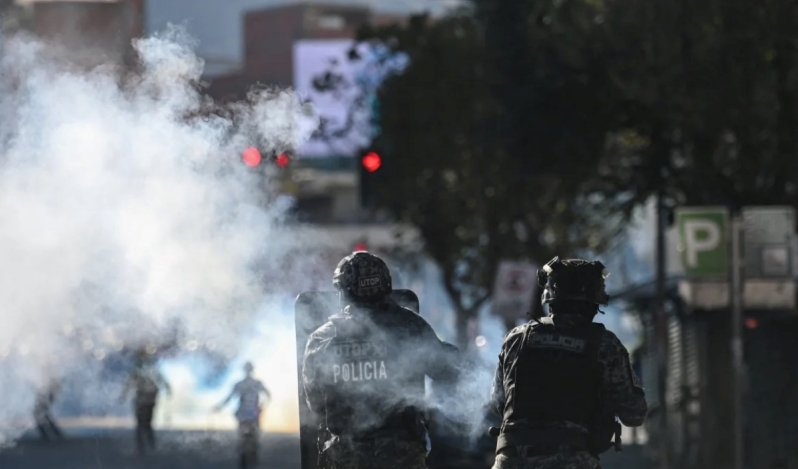Crisis en Bolivia: manifestantes exigen la renuncia del presidente y la iglesia se une en oración