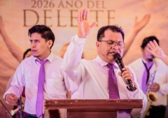 Ebenezer Tuxtla celebra su primer aniversario bajo el liderazgo del pastor Exauc Nieto