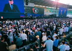 Cientos toman decisiones de fe en la cruzada de Will Graham en Corea del Sur