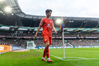 Futbolista de Corea del Sur Lee Jae-sung celebra la primera victoria de su equipo en el Mundial citando a Josué