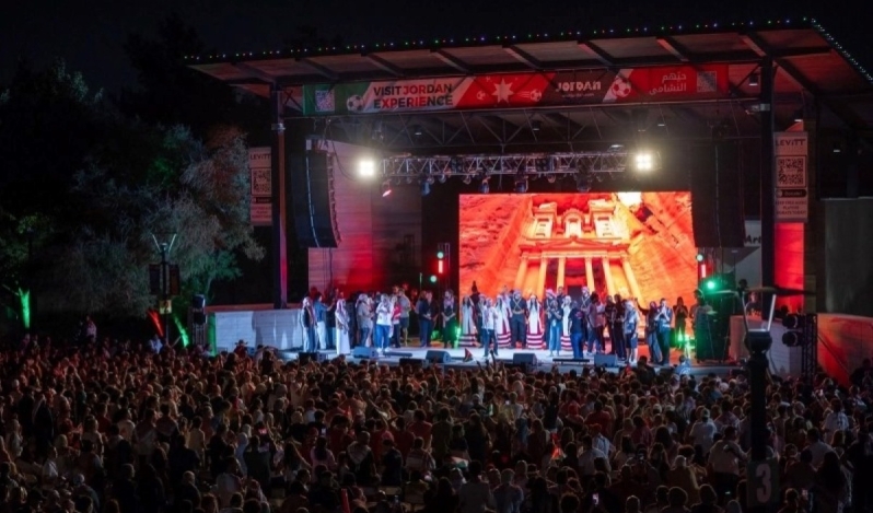Iglesia de Texas organizó evento cultural y arqueológico en torno a un partido de Jordania en la Copa del Mundo