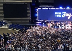 Cientos de jóvenes líderes se comprometen con las misiones transculturales a largo plazo al terminar Arise Asia 2026