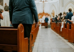 Ocho millones más de estadounidenses asisten a la iglesia, pero los hombres jóvenes siguen preocupando