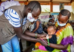 Grupos de salud cristianos africanos celebran nuevos fondos de EEUU, pero esperan detalles sobre su rol
