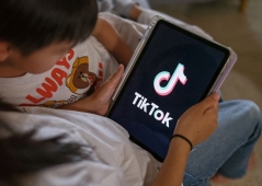 Más de la mitad de los jóvenes en Alemania apoya prohibición de las redes sociales, según encuesta