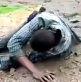 Hombre de 52 años es brutalmente golpeado por sus propios hijos tras convertirse al cristianismo en Uganda