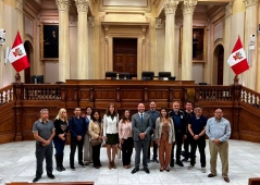 Periodistas cristianos de Latinoamérica se reúnen en Lima y dialogan con el vicepresidente del Congreso peruano